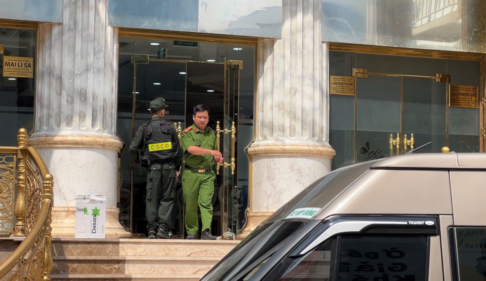 Lực lượng công an có mặt tại cơ sở Malissa ở TP. HCM