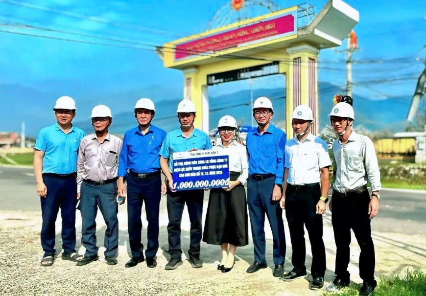 Đại diện EVNGENCO3 đến thăm động viên CBCNV-LĐ EVNCPC tại công trường tỉnh Gia Lai