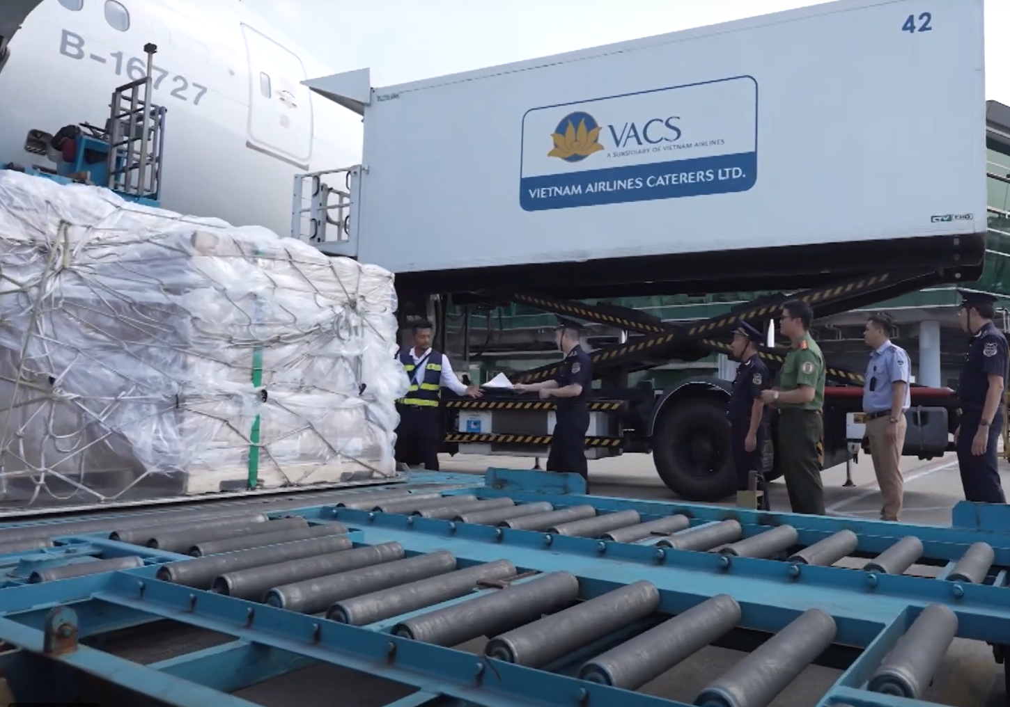 Tội phạm ma túy trên tuyến hàng không sẽ có diễn biến phức tạp trong những tháng cuối năm