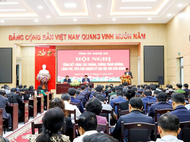 Nghệ An tiếp tục siết chặt kỷ luật, kỷ cương trong phòng, chống tham nhũng, lãng phí, tiêu cực