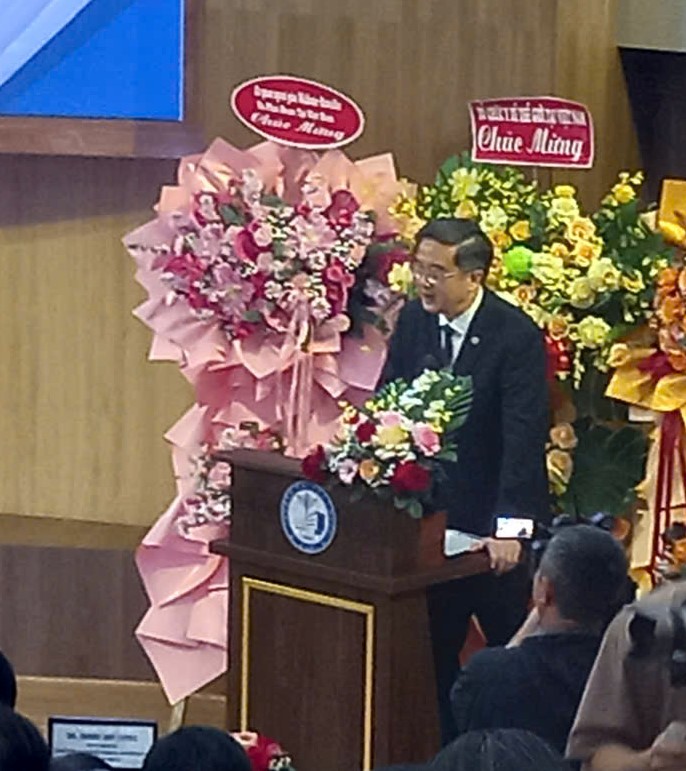 GS.TS Nguyễn Vũ Quốc Huy Hiệu trưởng Trường Đại học Y- Dược, Đại học Huế phát biểu khai mạc hội nghị