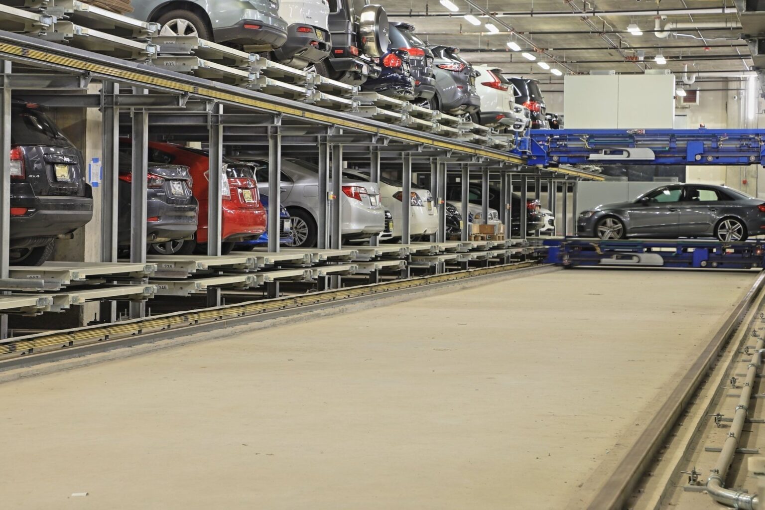 Hà Nội mở rộng điểm đỗ xe thông minh sử dụng cảm biến, giảm ùn tắc và nâng chất lượng giao thông đô thị