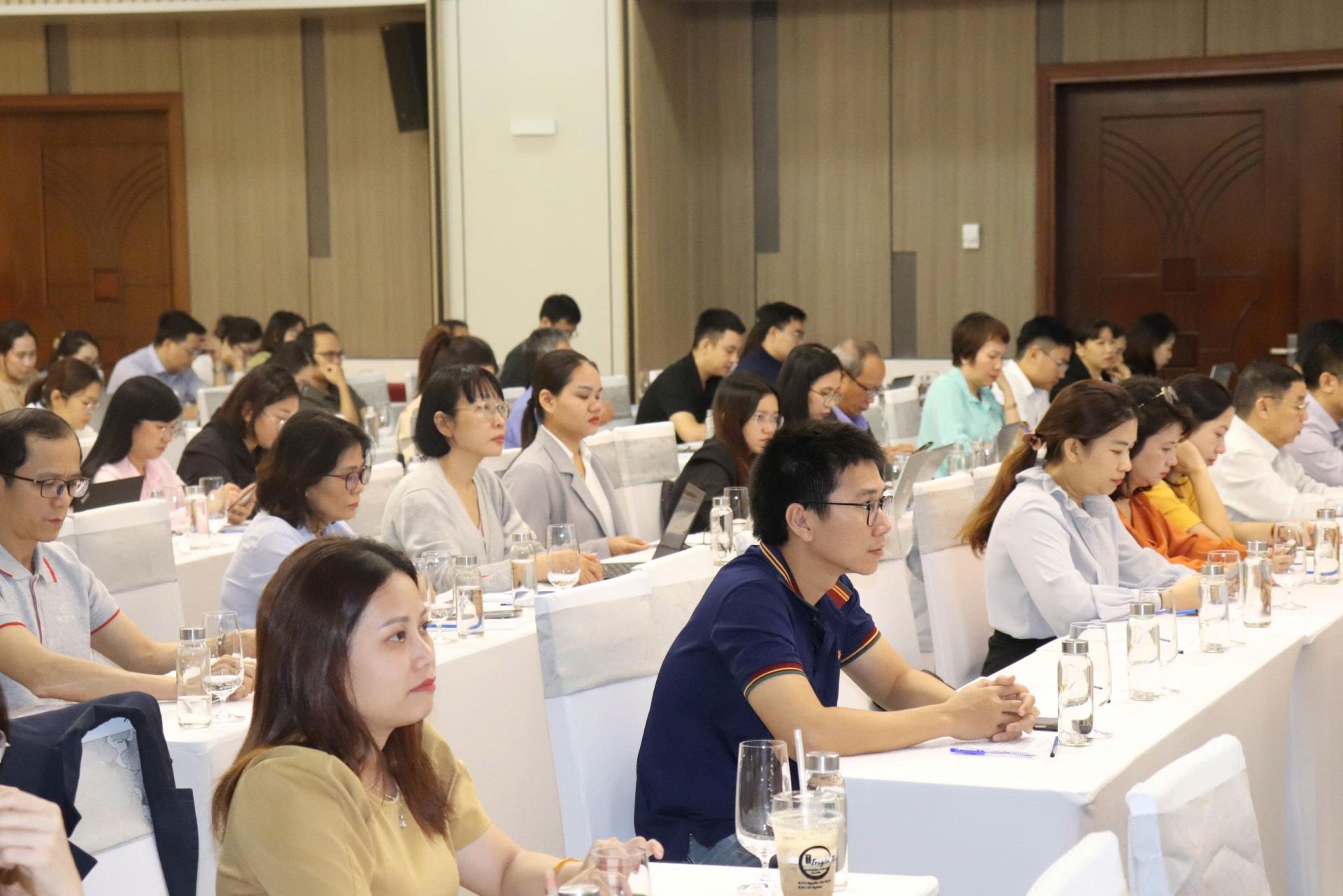 Các đại biểu tham dự Hội nghị. Ảnh: TTTT