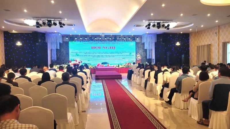 Toàn cảnh hội nghị