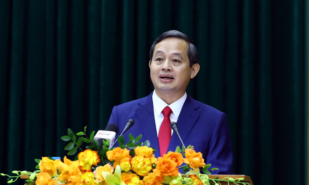 Đồng chí Phạm Hoàng Sơn phát biểu nhận nhiệm vụ.