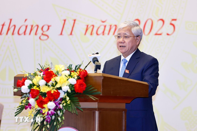 Phó Bí thư Thường trực Đảng ủy Quốc hội, Phó Chủ tịch Quốc hội Đỗ Văn Chiến phát biểu. (Ảnh: Doãn Tấn/TTXVN)