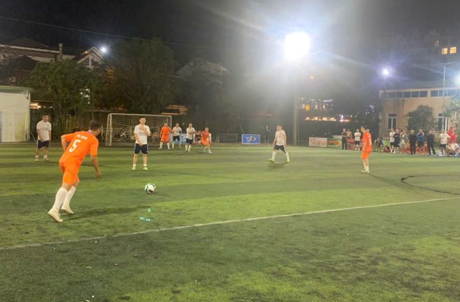 Trận chung kết diễn ra hết sức sôi nổi, gây cấn, cống hiến cho khán giả những pha bóng đẹp mắt.