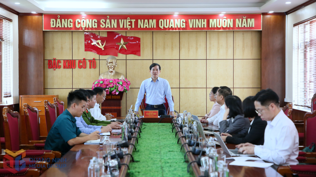 Quảng Ninh: Phó Bí thư Tỉnh uỷ Vũ Quyết Tiến làm việc với Ban Thường vụ Đảng ủy đặc khu Cô Tô