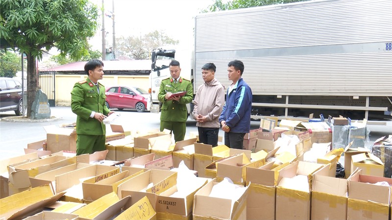 141.100 bao thuốc lá do nước ngoài sản xuất không có hóa đơn, chứng từ chứng minh nguồn gốc, xuất xứ.
