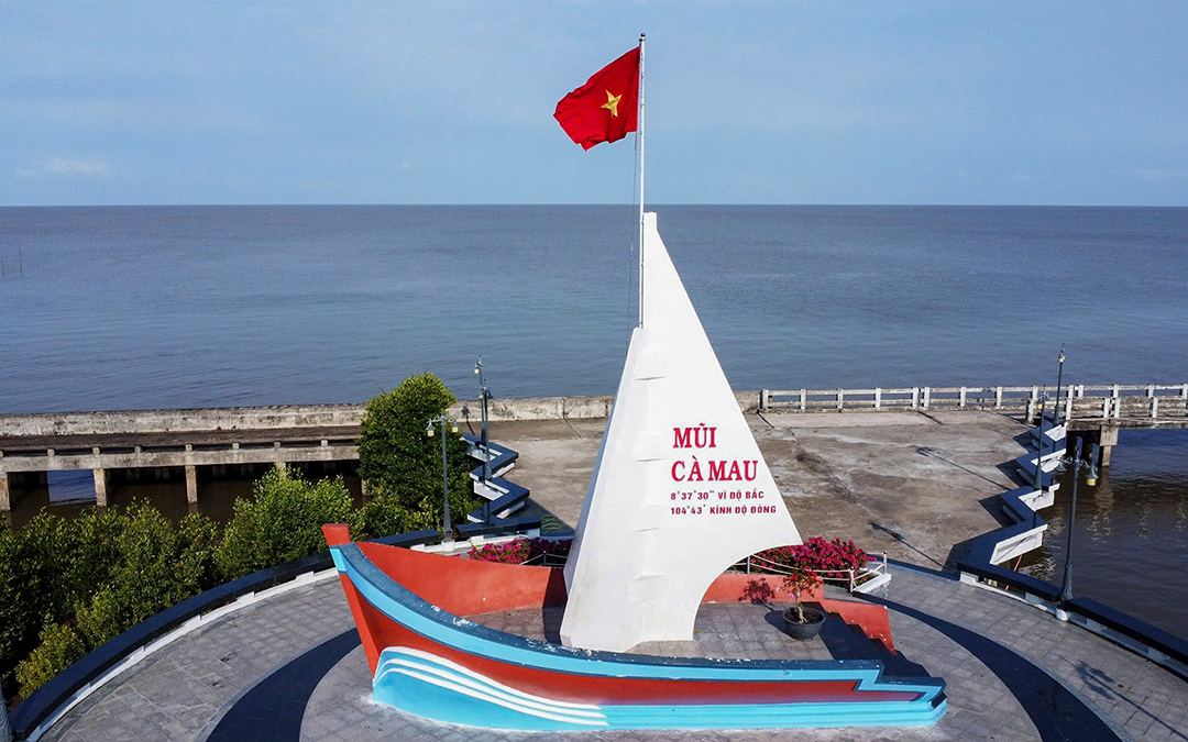 Cà Mau hướng tới cực tăng trưởng xanh với hai trụ cột: năng lượng tái tạo và nông nghiệp sạch