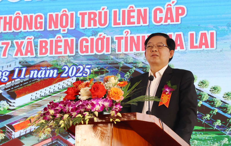 Ph&oacute; Thủ tướng Hồ Quốc Dũng ph&aacute;t biểu tại lễ khởi c&ocirc;ng - Ảnh: VGP/Gia Huy