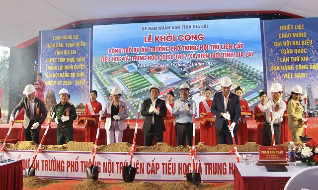 Quang cảnh Lễ khởi công Dự án. Ảnh: Tùng Hiền