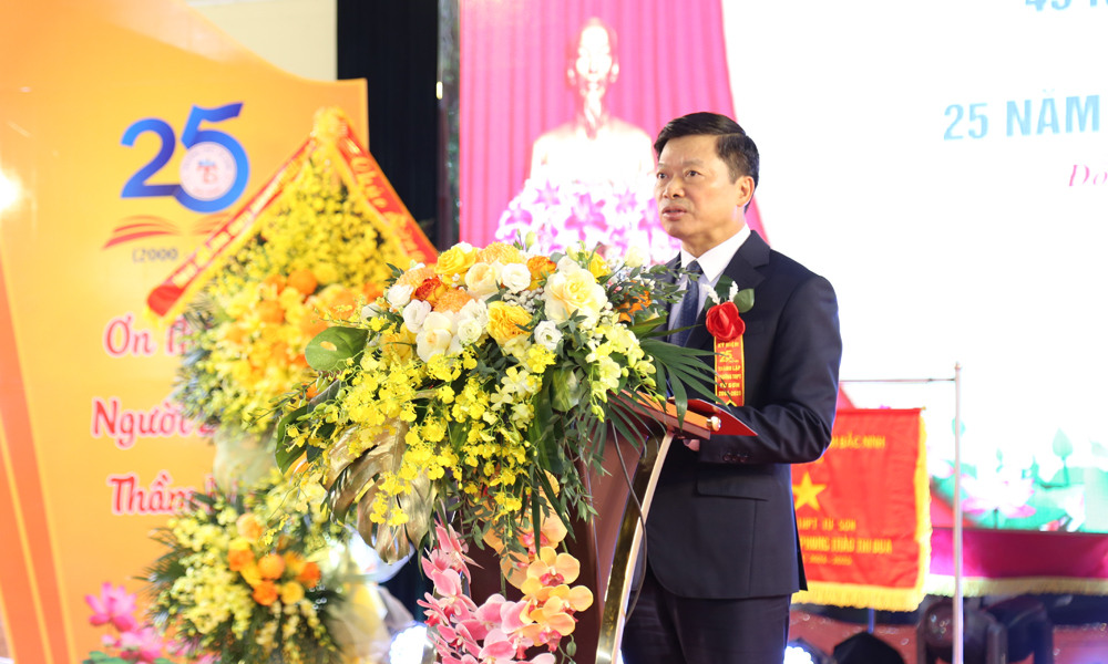 Đồng chí Đào Quang Khải phát biểu tại buổi lễ.