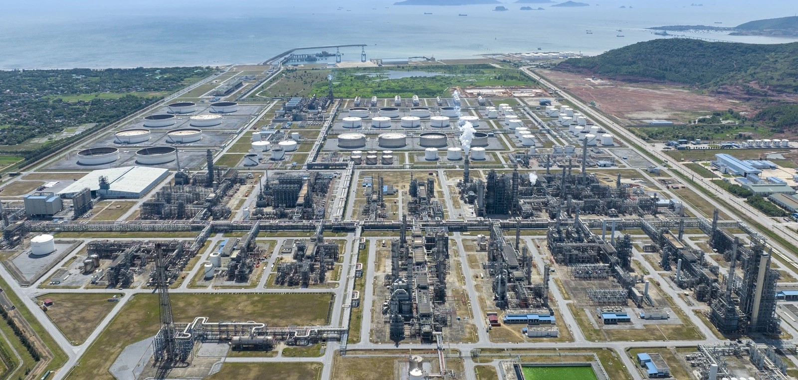 Khu công nghiệp số 7 (KKTNS) gắn liền với Liên hợp lọc hoá dầu Nghi Sơn