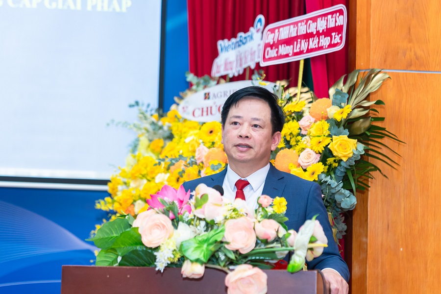 Ông Hoàng Minh Ngọc - Phó Tổng Giám đốc Agribank phát biểu tại Lễ ký kết
