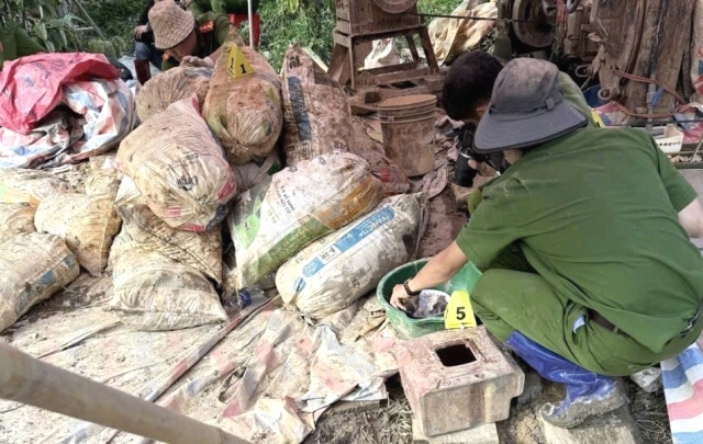 Lâm Đồng: Công an Lâm Đồng triệt phá đường dây khai thác vàng trái phép