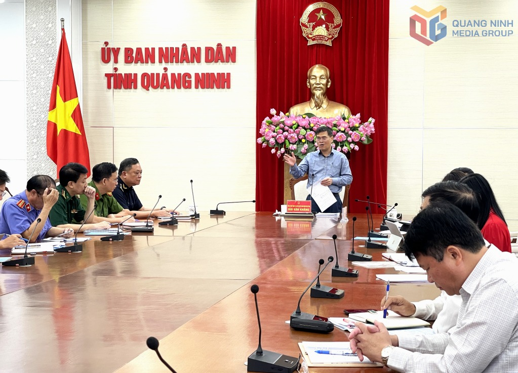 UBND tỉnh Quảng Ninh tổ chức Hội nghị sơ kết công tác đấu tranh chống buôn lậu, gian lận thương mại và hàng giả quý III/ 2025; phương hướng, nhiệm vụ trọng tâm những tháng cuối năm.