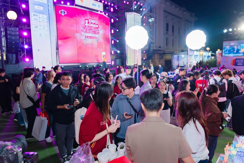 Online Friday 2025: Người tiêu dùng ưu tiên mua sắm số an toàn và minh bạch