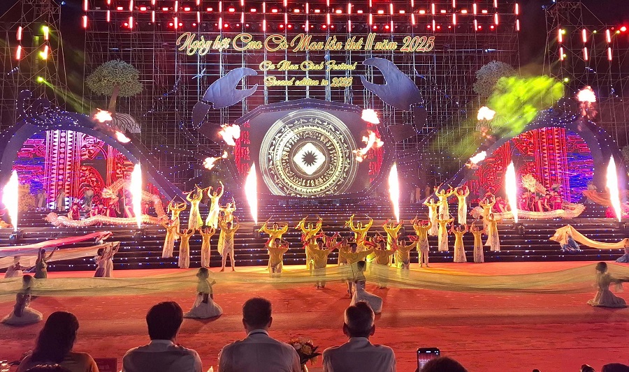 Lễ Khai mạc gắn với chương trình nghệ thuật “Cua Cà Mau: Hương rừng - Vị biển”