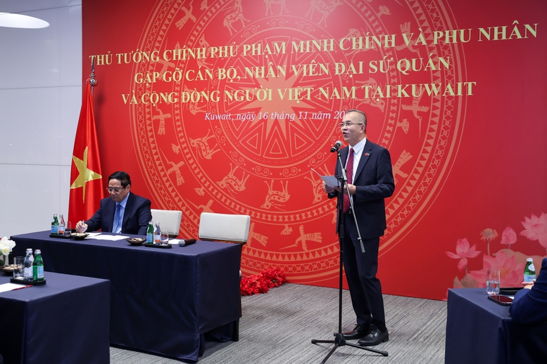 Đại sứ Việt Nam tại Kuwait Nguyễn Đức Thắng bày tỏ niềm phấn khởi của cơ quan đại diện và cộng đồng đón chờ chuyến thăm có ý nghĩa hết sức quan trọng đối với quan hệ Việt Nam-Kuwait của Thủ tướng Chính phủ và Phu nhân - Ảnh: VGP/Nhật Bắc