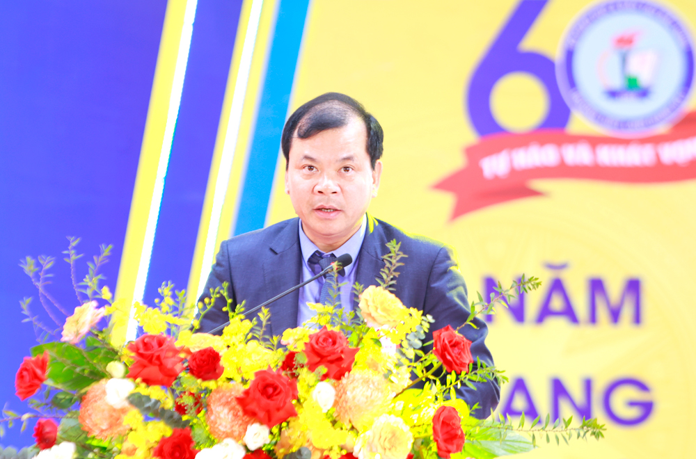 Đồng chí Phan Thế Tuấn phát biểu tại buổi lễ.