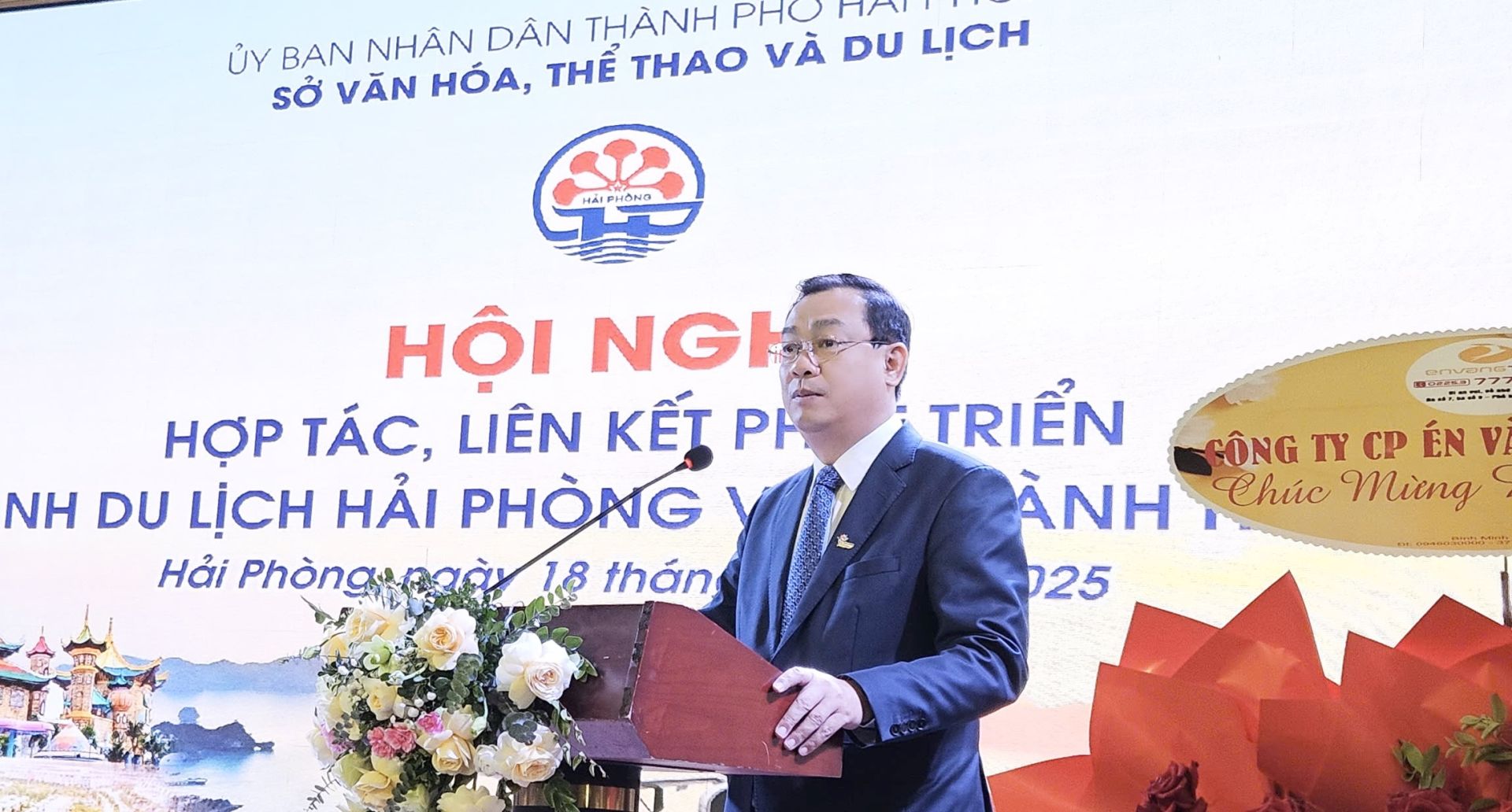 Đồng chí Nguyễn Trùng Khánh, Cục trưởng Cục Du lịch quốc gia Việt Nam phát biểu kết luận, tổng kết hội nghị. Đồng chí Nguyễn Trùng Khánh, Cục trưởng Cục Du lịch quốc gia Việt Nam phát biểu kết luận, tổng kết hội nghị.