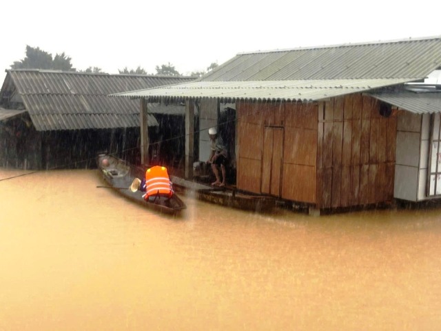 Đến sáng 18/11, toàn tỉnh đã tổ chức di dời 395 hộ/1.484 nhân khẩu.