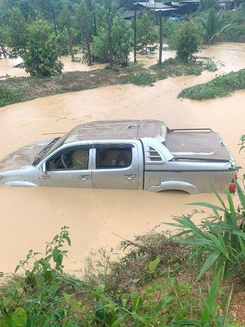 Nhiều khu vực bị ngập lụt do mưa lũ.