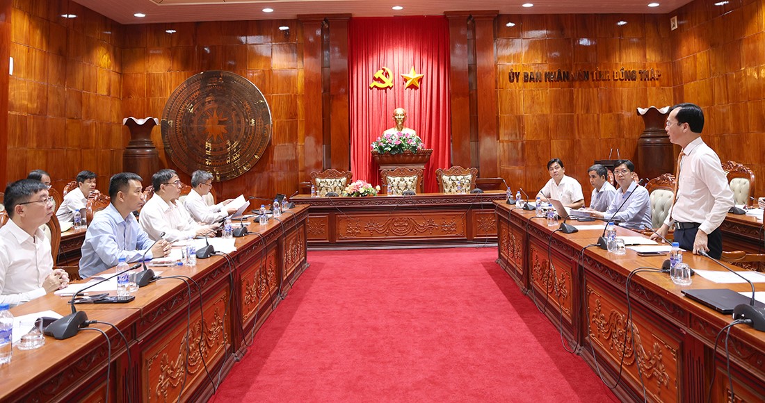 Buổi làm việc giữa EVNNPT với UBND tỉnh Đồng Tháp diễn ra ngày 14/11/2025, tại Đồng Tháp