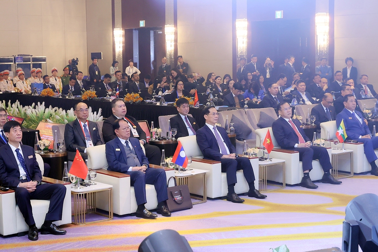 Các đại biểu dự Hội nghị Bộ trưởng các nước Tiểu vùng sông Mekong mở rộng về phòng, chống mua bán người lần thứ 6 – IMM6 - Ảnh: VGP/Hải Minh