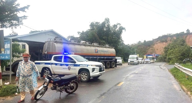 Lâm Đồng: Cấm đèo Sông Pha nối Lâm Đồng và Khánh Hoà