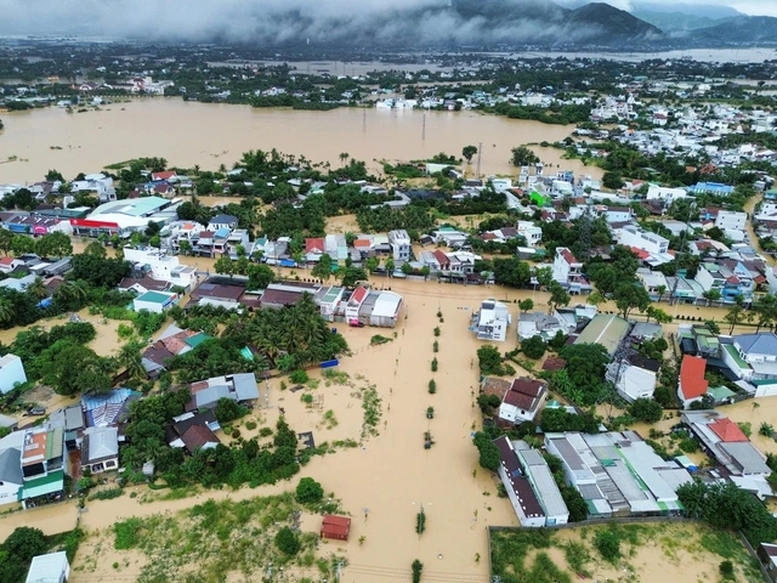 Triển khai tất cả các biện pháp cấp bách cần thiết để ứng phó với mưa lũ đặc biệt lớn tại Khánh Hòa, Đắk Lắk và Gia Lai