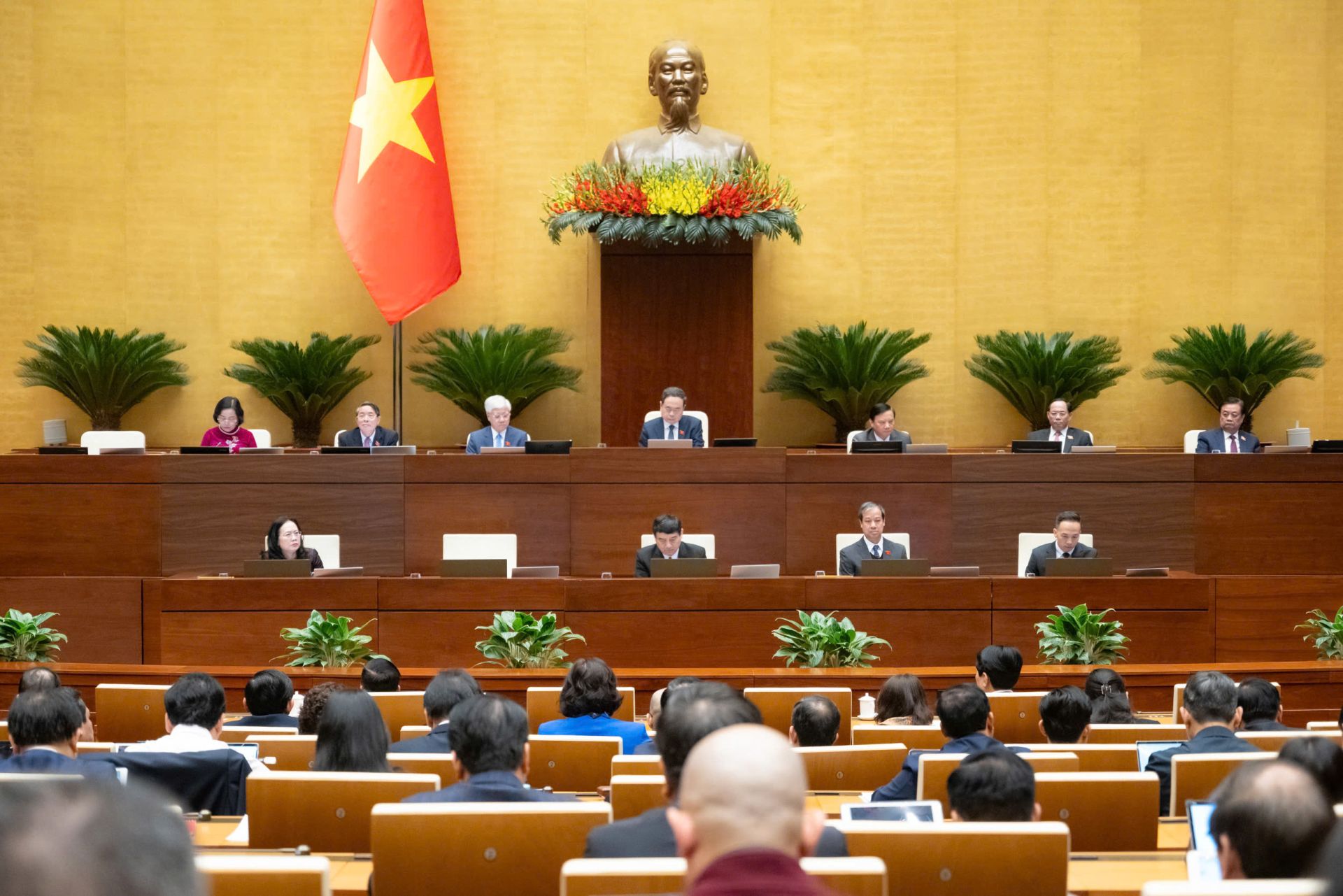 Đoàn Chủ tịch điều hành Phiên thảo luận