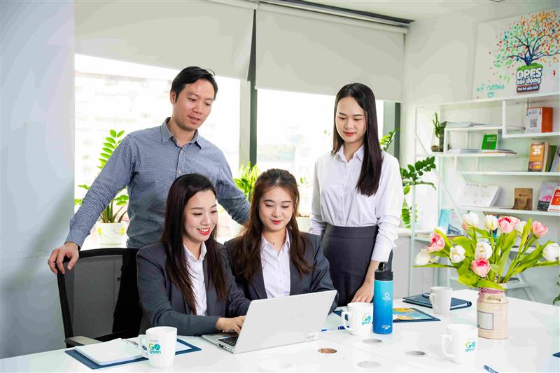 Là một thành viên của Hệ sinh thái số VPBank, OPES kế thừa và phát huy Văn hóa doanh nghiệp riêng, giàu bản sắc và môi trường làm việc minh bạch, hiệu quả Là một thành viên của Hệ sinh thái số VPBank, OPES kế thừa và phát huy Văn hóa doanh nghiệp riêng, giàu bản sắc và môi trường làm việc minh bạch, hiệu quả