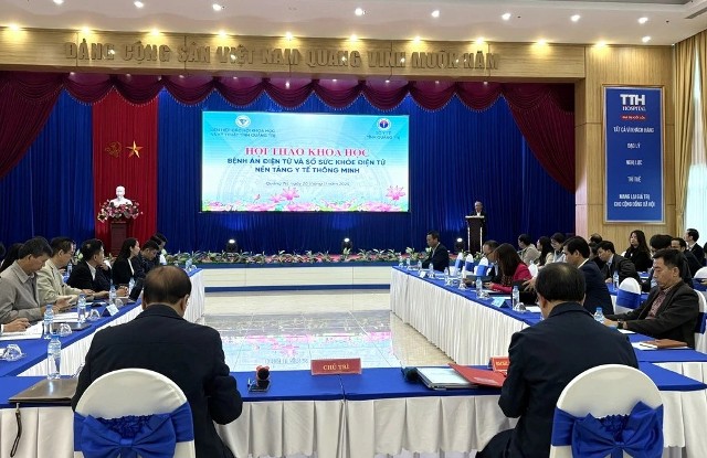 Sổ sức khỏe điện tử sẽ là bước tiến mới trong chăm sóc sức khỏe người dân Quảng Trị.