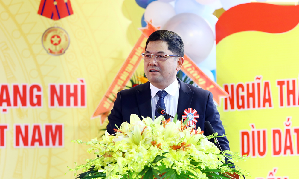 Đồng chí Nguyễn Hồng Thái phát biểu tại buổi lễ.