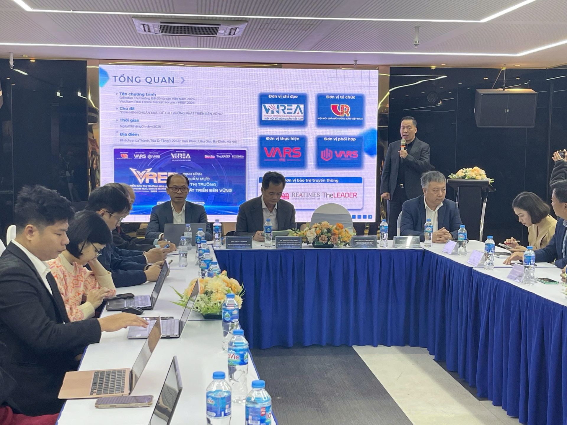 Ông Nguyễn Chí Thanh – Phó Chủ tịch thường trực VARS, Trưởng Ban Tổ chức VREF 2026 – công bố loạt nội dung trọng tâm của Diễn đàn Ông Nguyễn Chí Thanh – Phó Chủ tịch thường trực VARS, Trưởng Ban Tổ chức VREF 2026 – công bố loạt nội dung trọng tâm của Diễn đàn