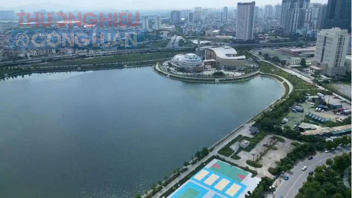 Công viên CV1 Cầu Giấy sạch đẹp sau chiến dịch tổng vệ sinh