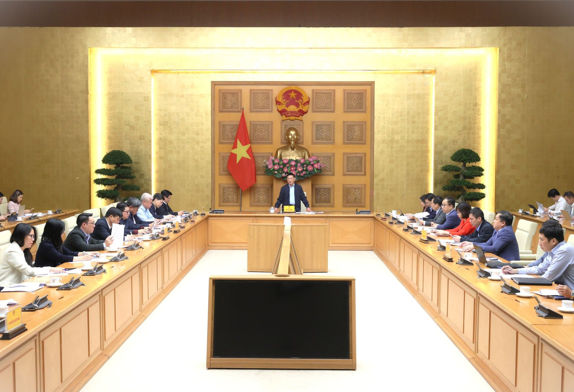 Phó Thủ tướng Chính phủ Hồ Đức Phớc chủ trì cuộc họp Ban Chỉ đạo điều hành giá. (Ảnh: VGP/Trần Mạnh)