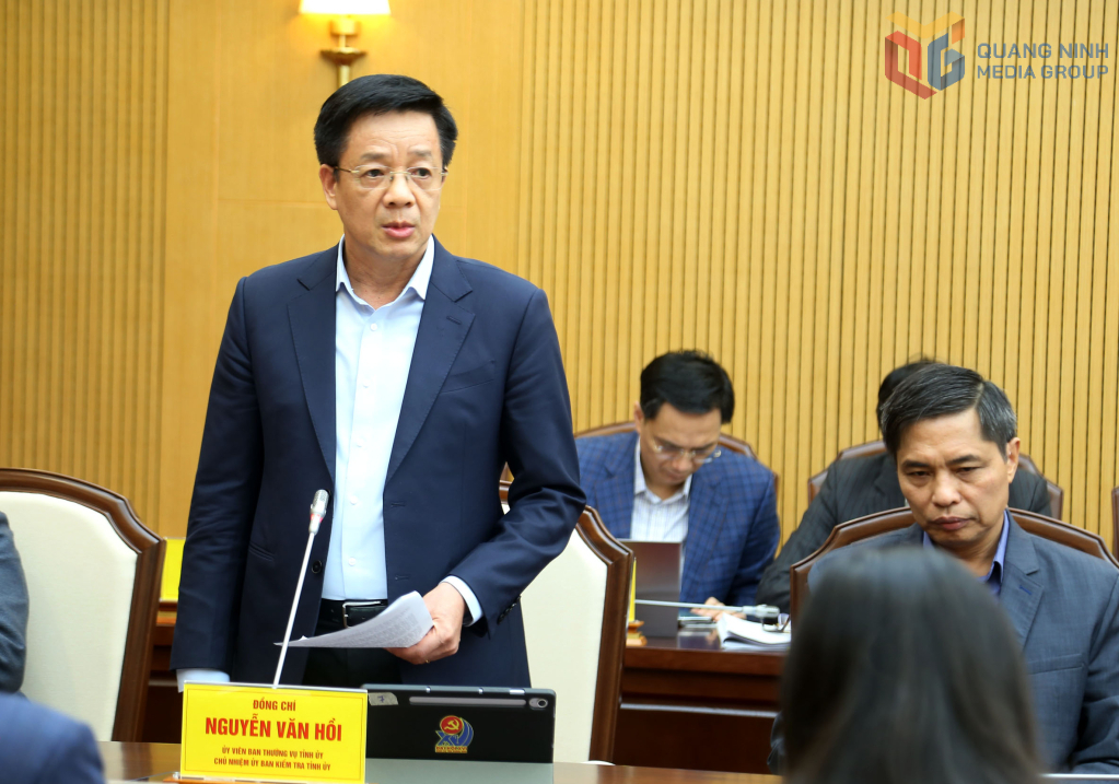 Ông Nguyễn Văn Hồi, Chủ nhiệm Ủy ban Kiểm tra Tỉnh ủy Quảng Ninh, phát biểu tại hội nghị.