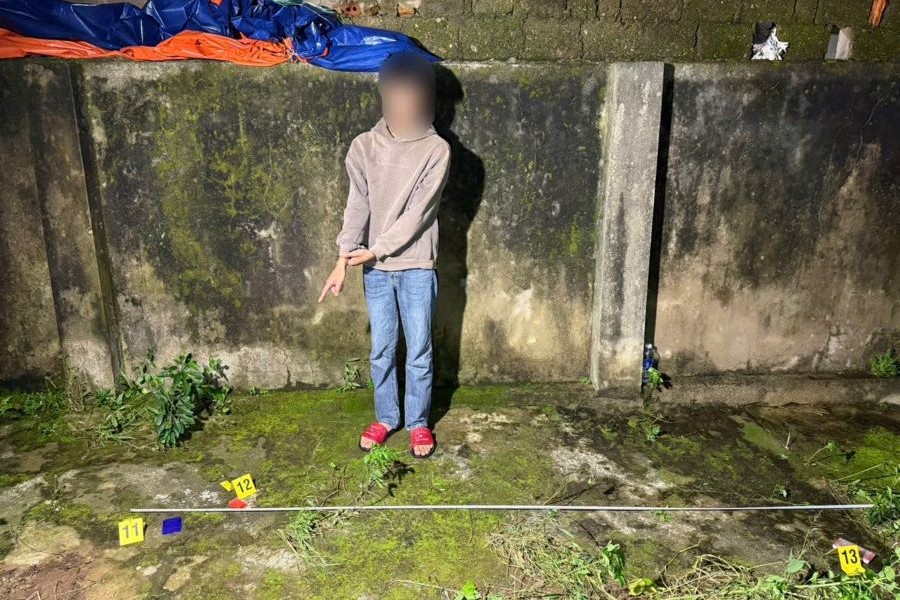 Một đối tượng cùng tang vật.