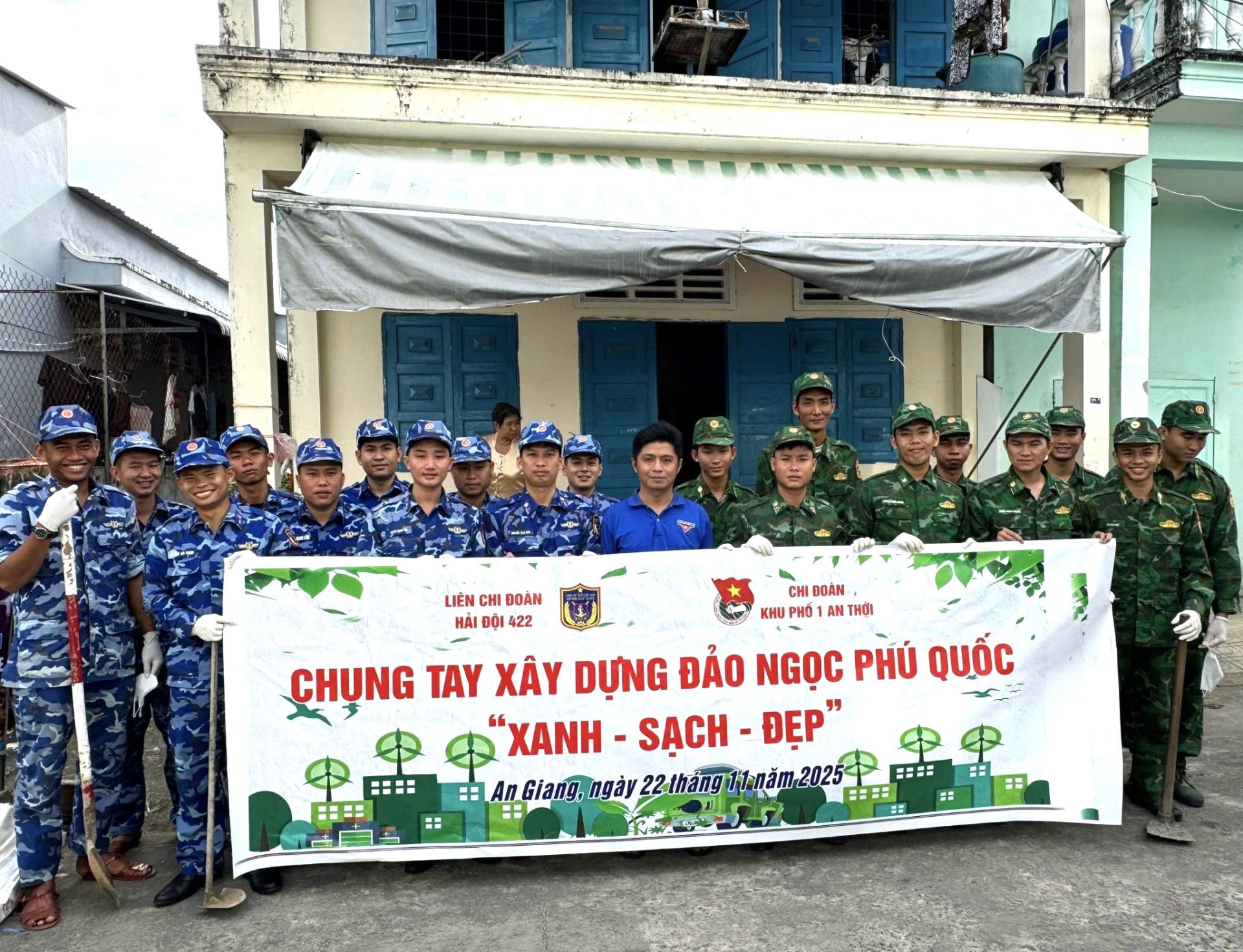 Hải đội 422 phát huy sức trẻ “Giữ sạch Đảo Ngọc”