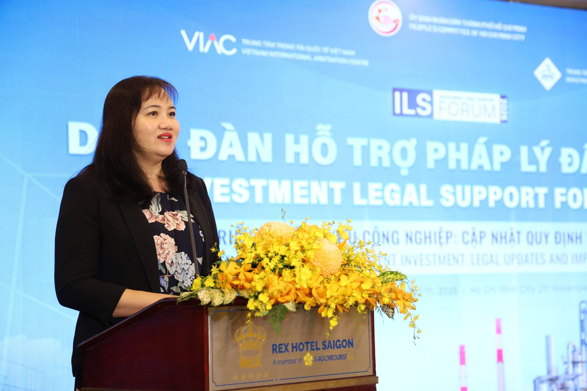 b&agrave; Cao Thị Phi V&acirc;n, Ph&oacute; Gi&aacute;m đốc ITPC ph&aacute;t biểu tại sự kiện