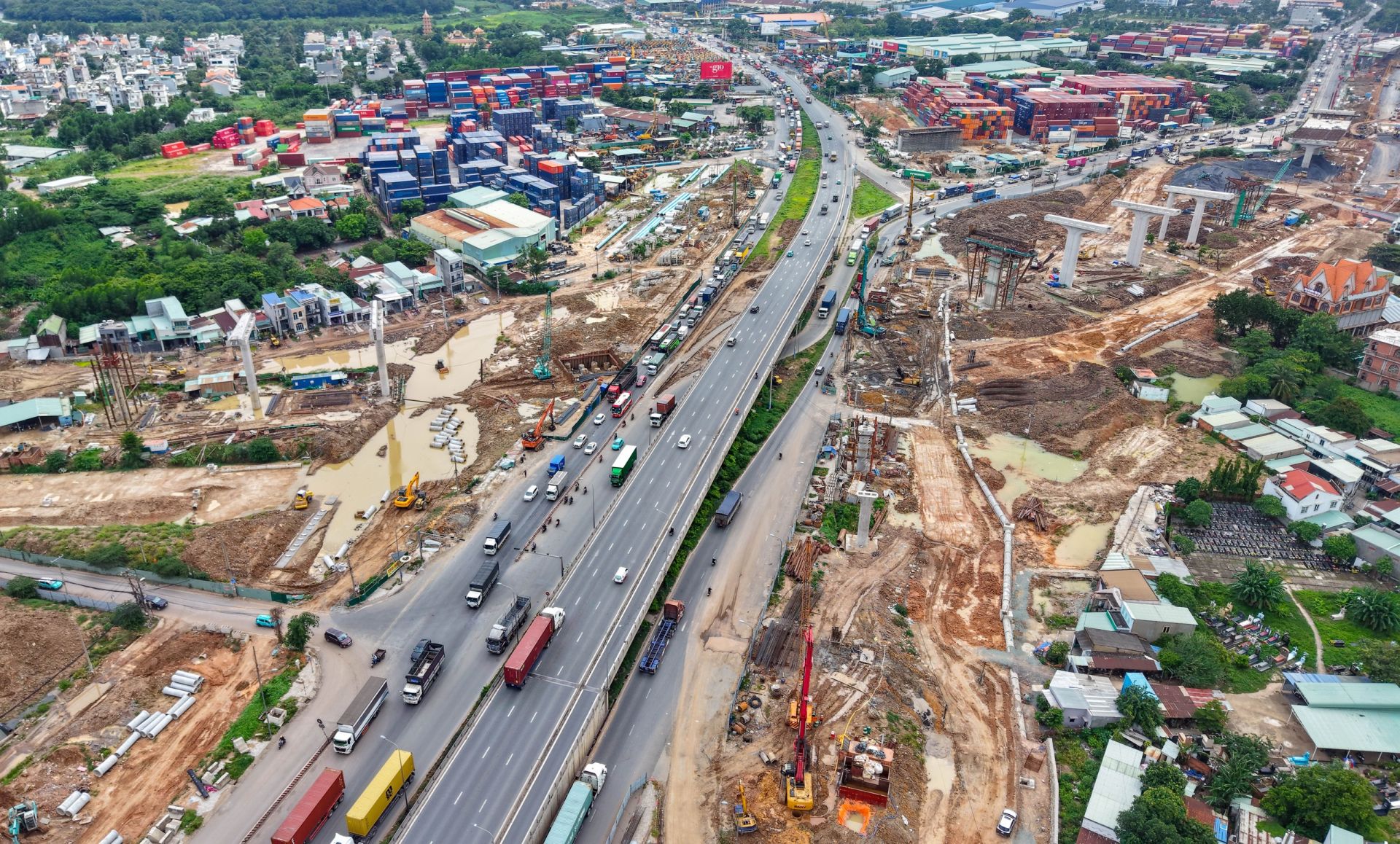 Giai đoạn 2026 - 2030: TP. HCM tăng tốc đầu tư hạ tầng, khai mở kết nối liên vùng