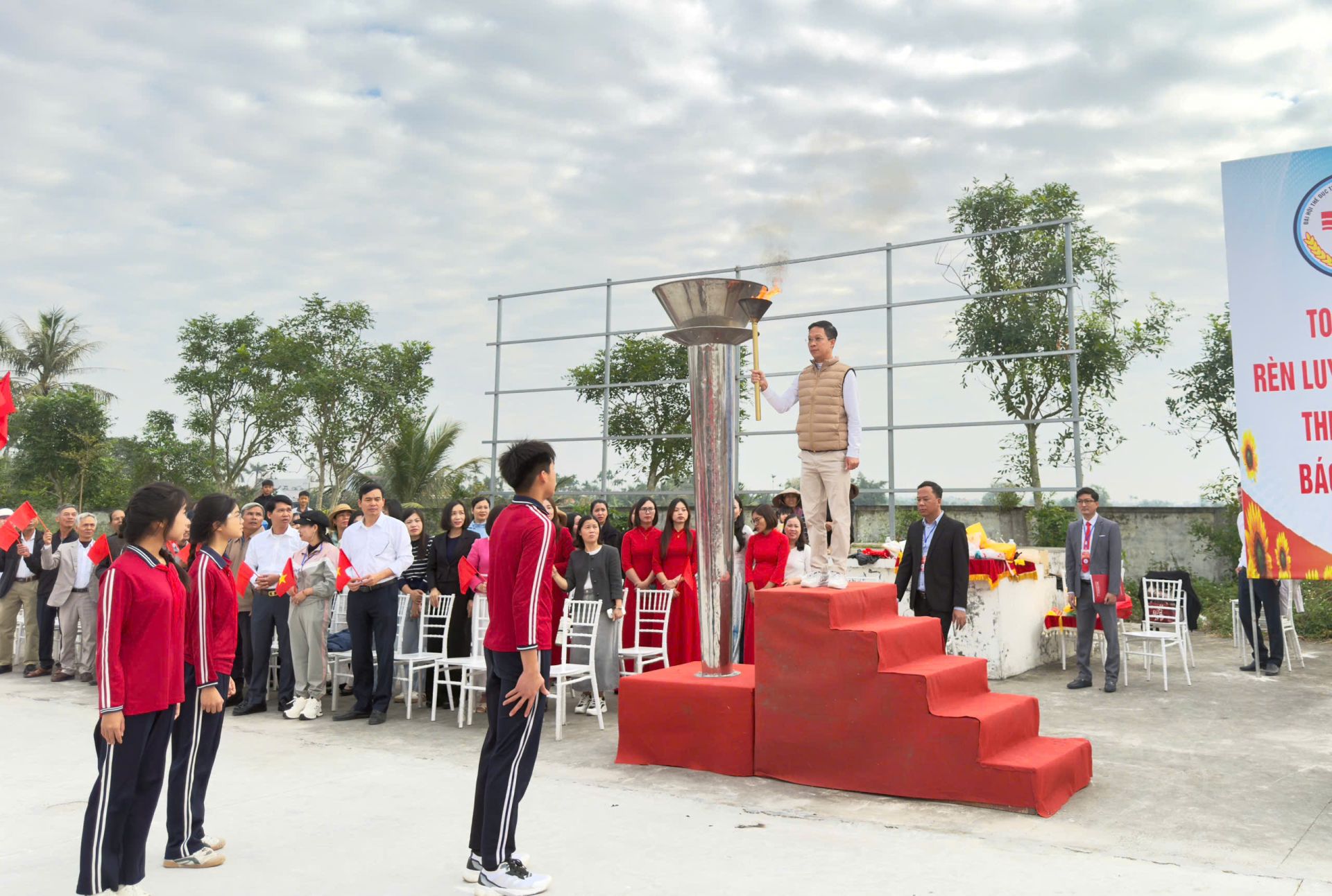 Xã Tân Minh tổ chức lễ khai mạc Đại hội Thể dục thể thao lần thứ nhất năm 2025