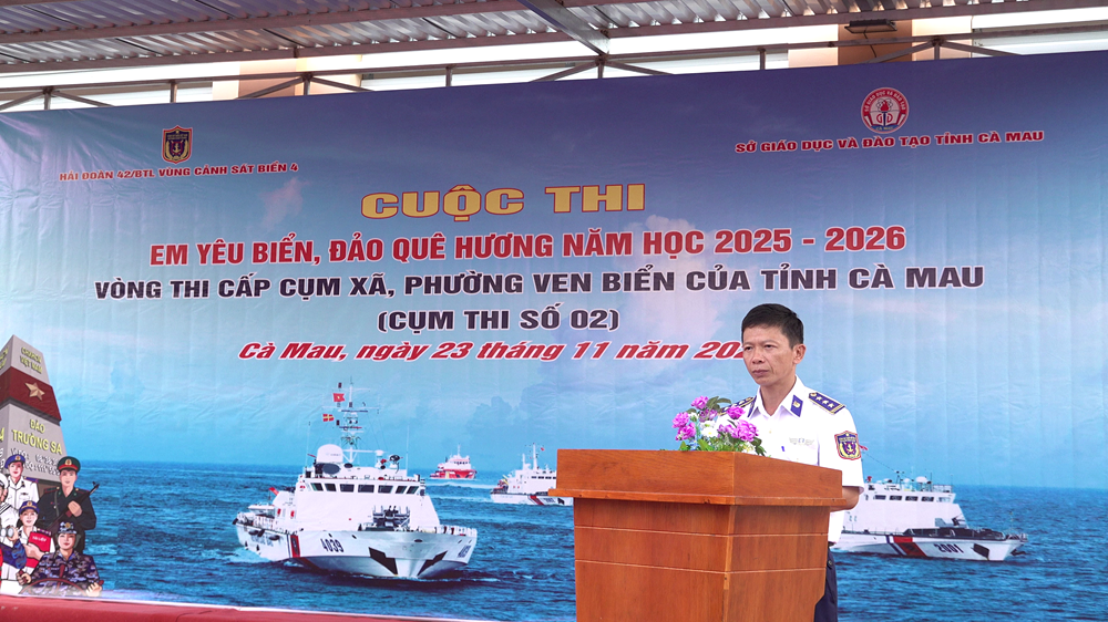 Thượng tá Vũ Đình Ngà, Phó Chính ủy Hải đoàn 42 phát biểu khai mạc Cuộc thi Thượng tá Vũ Đình Ngà, Phó Chính ủy Hải đoàn 42 phát biểu khai mạc Cuộc thi