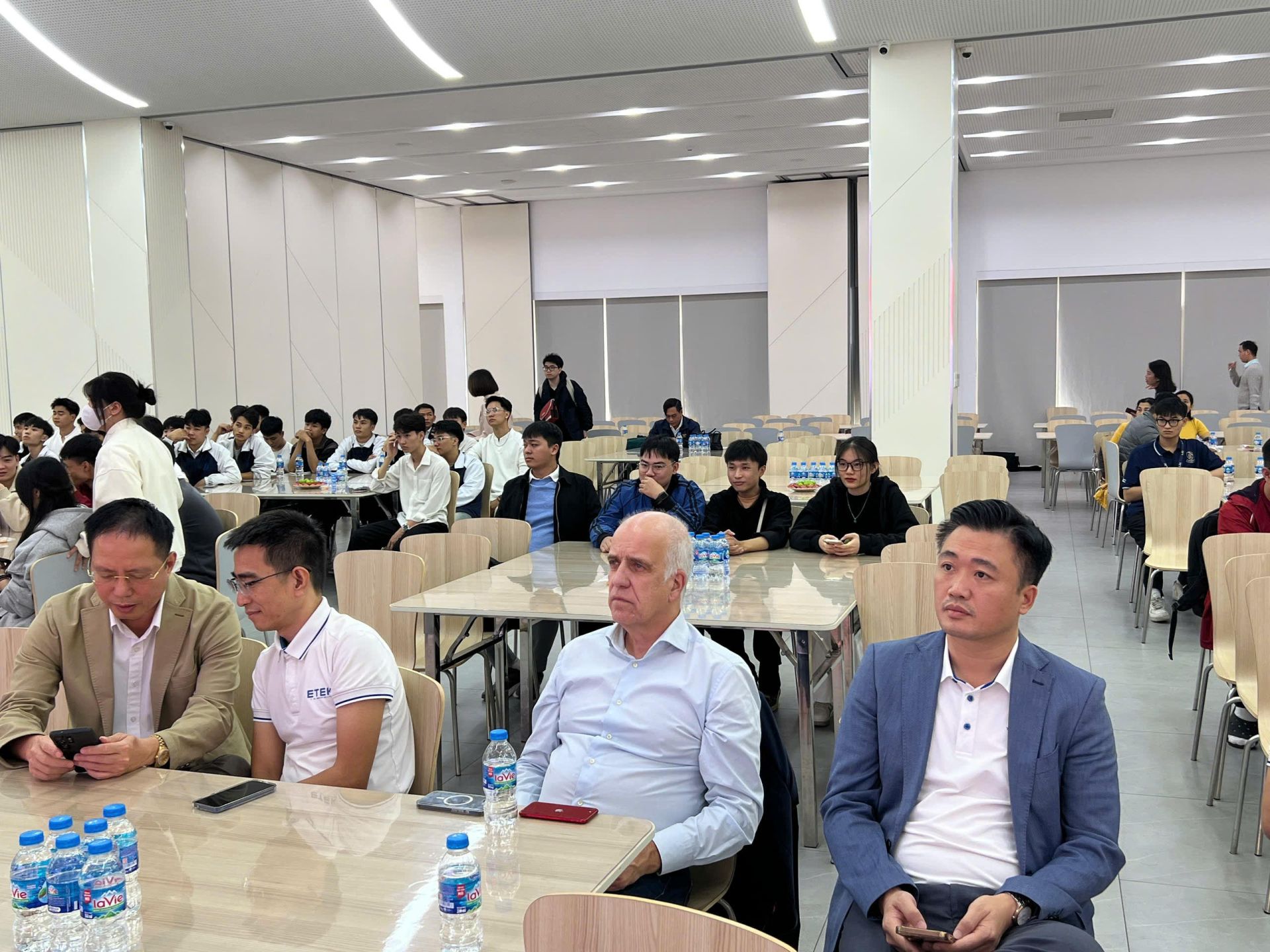 AMBA 2026: “Chúng ta làm chủ công nghệ - xây dựng tương lai công nghiệp bán dẫn Việt Nam”