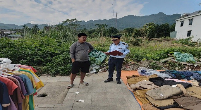 Lực lượng QLTT tỉnh Tuyên Quang xử lý chủ cơ sở kinh doanh có hành vi sâm phạm sở hữu trí tuệ