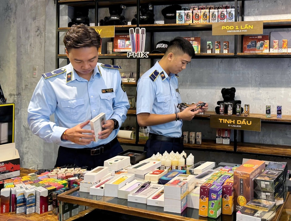 Cần sớm hoàn thiện chế tài đối với thuốc lá điện tử và thuốc lá nung nóng