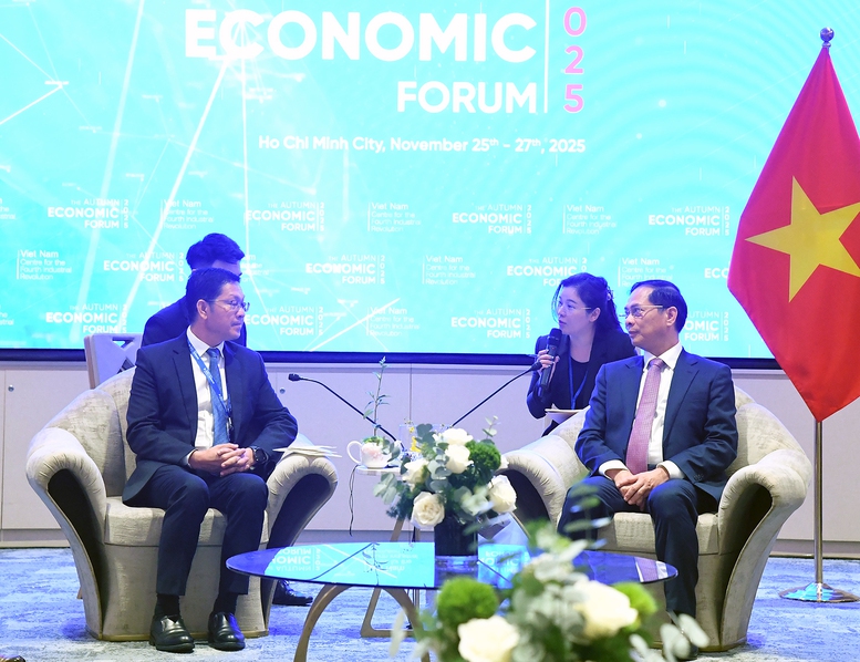 Việt Nam, Lào thúc đẩy hợp tác khoa học, công nghệ, chuyển đổi số